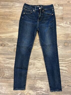 Express size 00 short skinny jeans dark wash - like new
